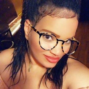 Meet your Posher, Kenia